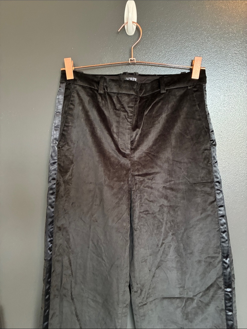NWT J Crew Wide-leg trouser with satin stripe in washed velvet black Sz 2 Tall - Picture 3 of 7